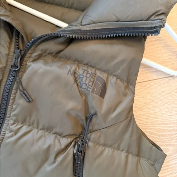 The North Face Hyalite Down Hooded Vest XS Khaki - Picture 4 of 13